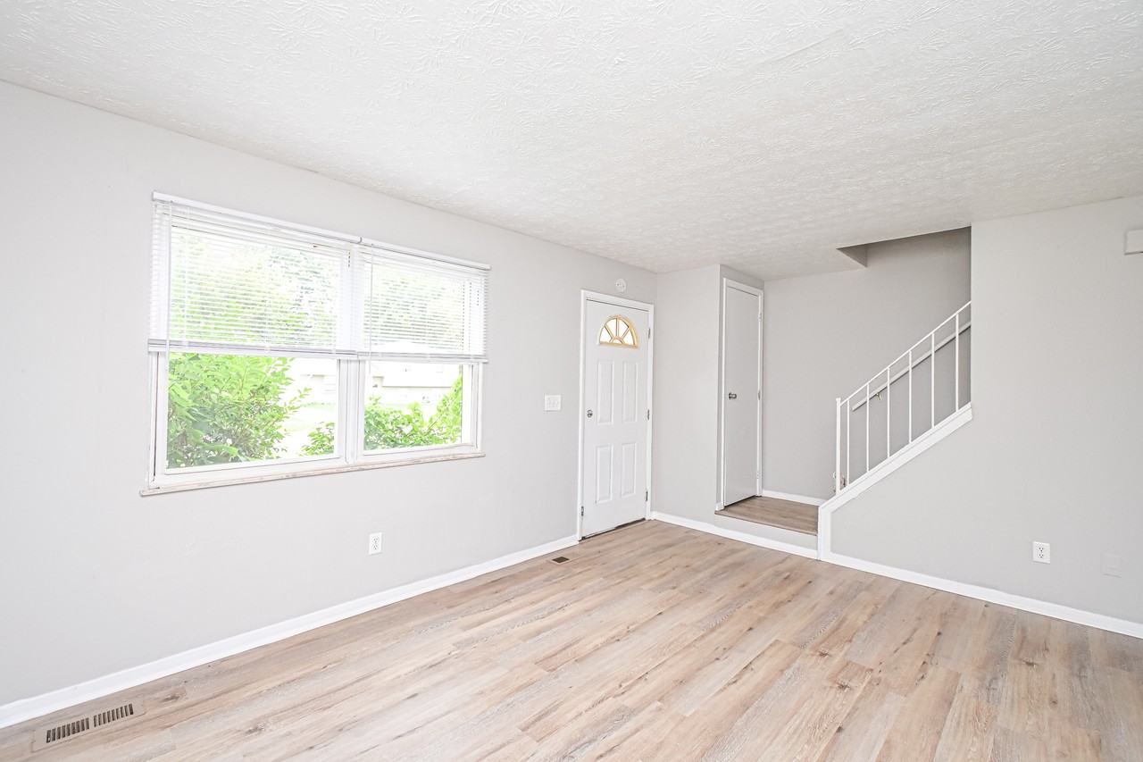 10925 Birchridge Dr #1 - Photo 4 of 27