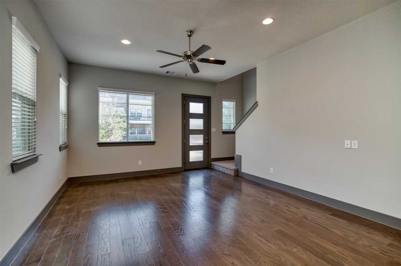 216 Wimberly St - Photo 5 of 23