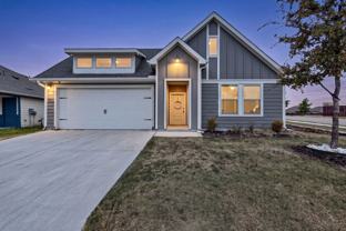 11129 Pond View Ct - Photo 1 of 1