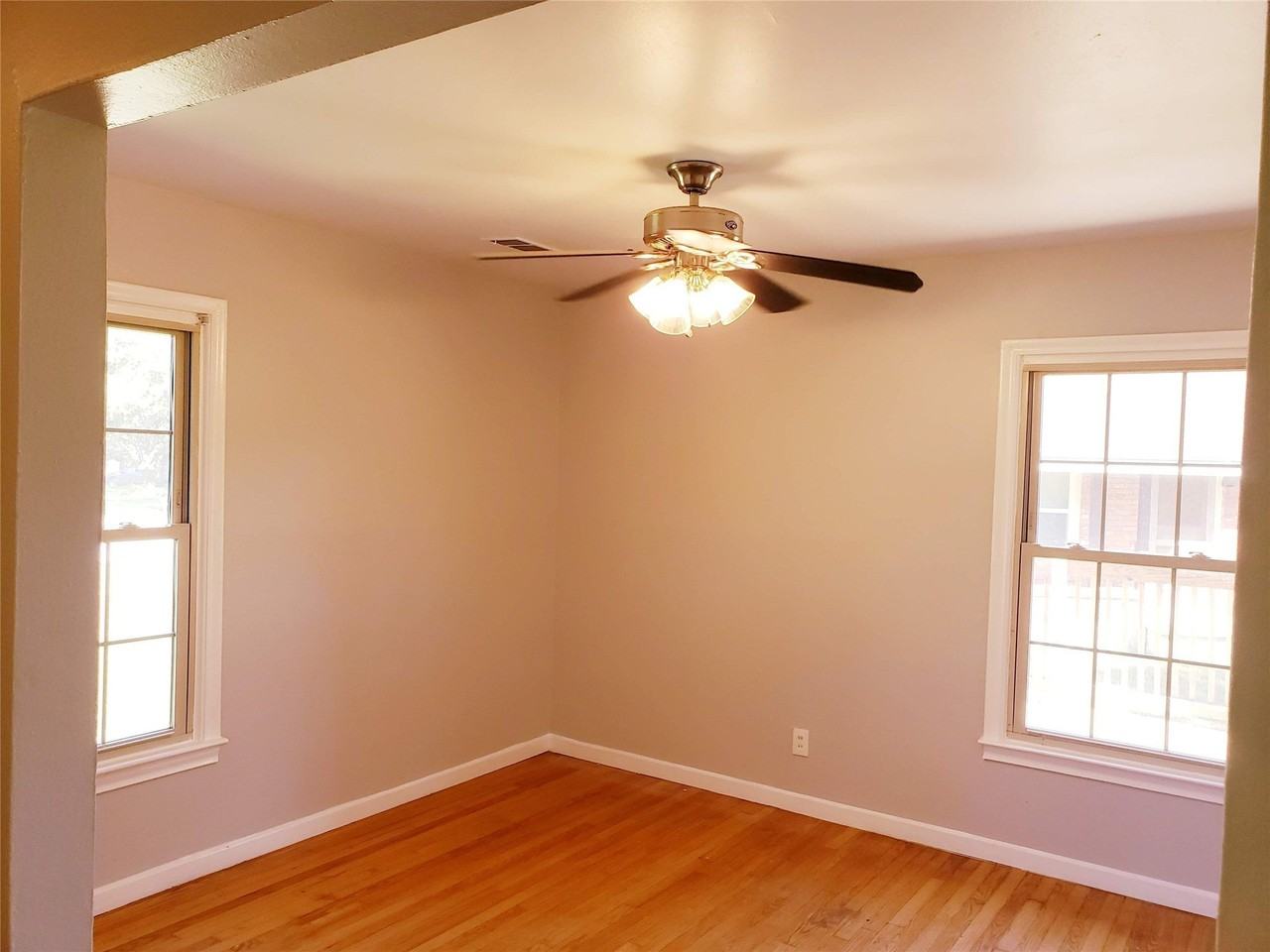 9344 San Fernando Way - Photo 5 of 19