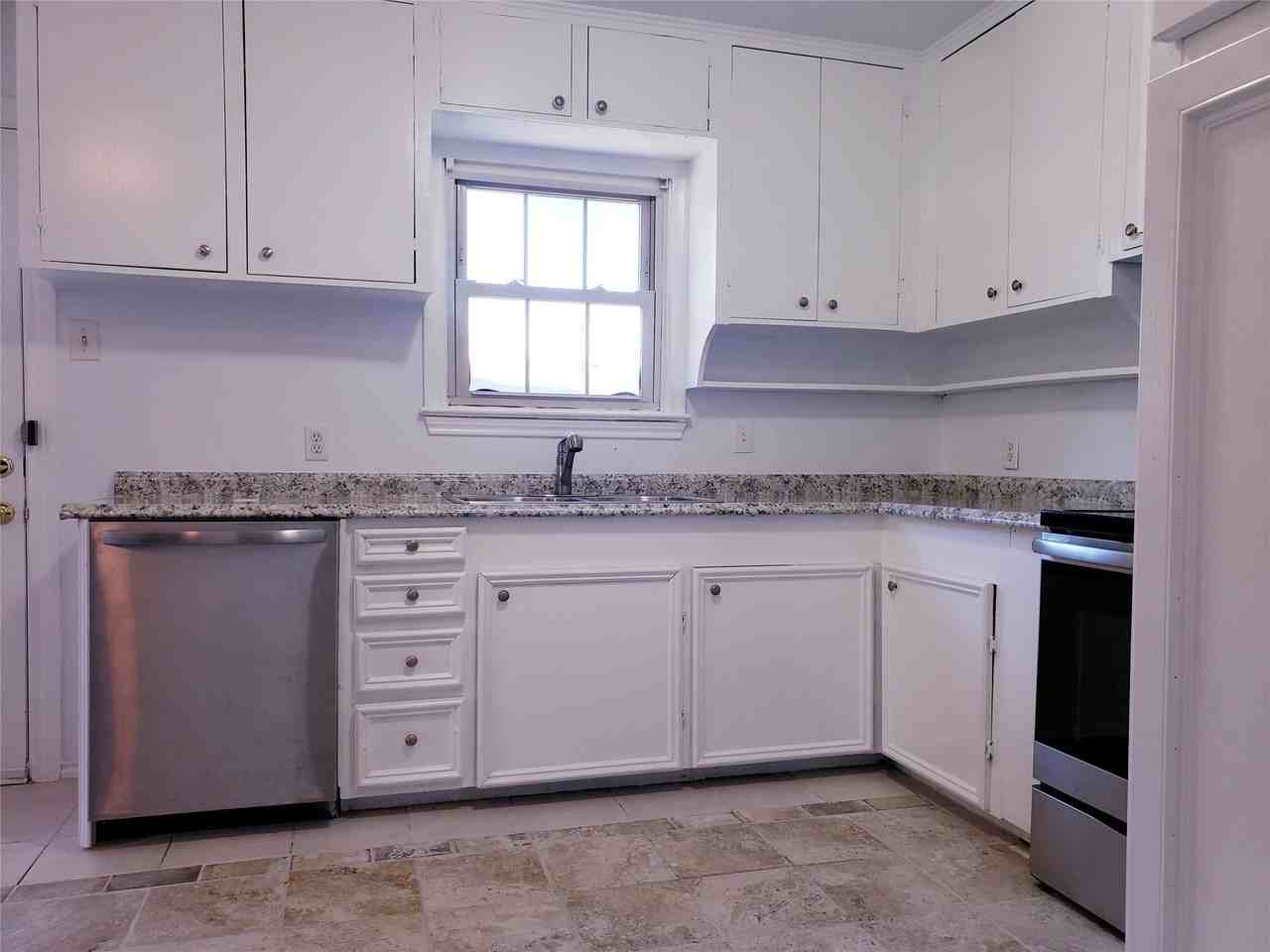 9344 San Fernando Way - Photo 7 of 19