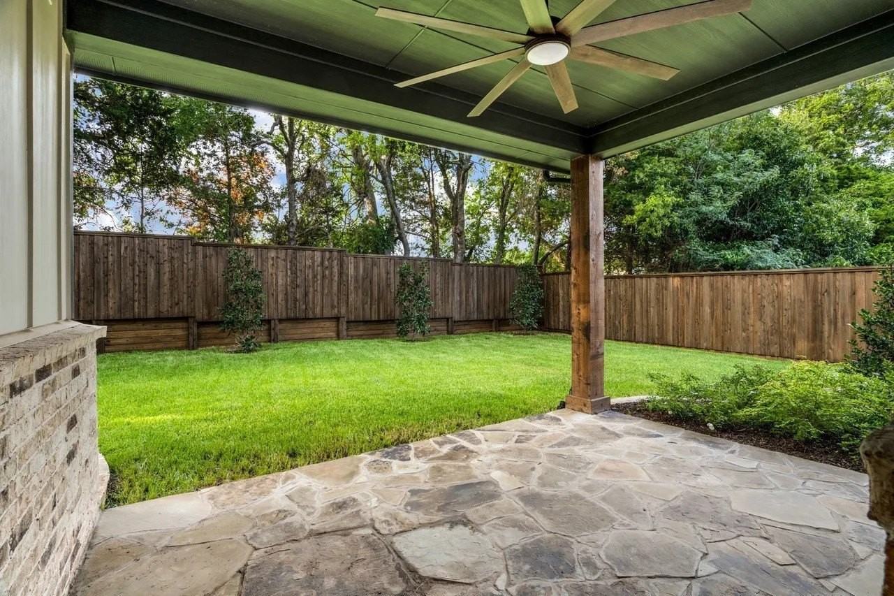 1908 Heritage Knoll Dr - Photo 3 of 37