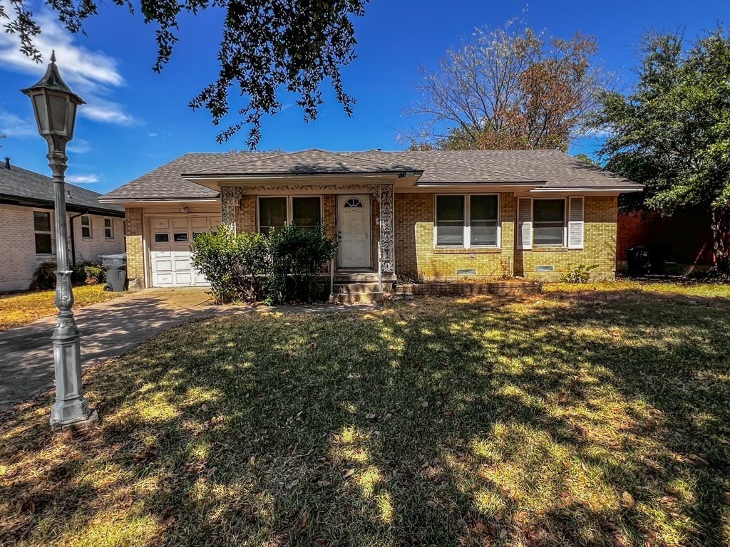 2629 Maverick Ave - Photo 2 of 20