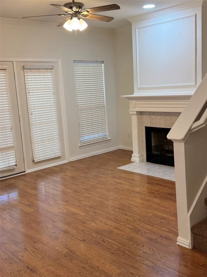 2453 Southcourt Cir - Photo 7 of 7