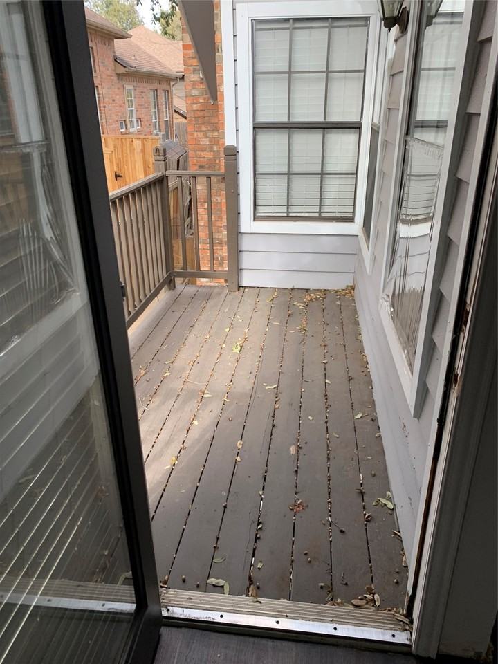 400 Saint Durney Ct - Photo 7 of 11