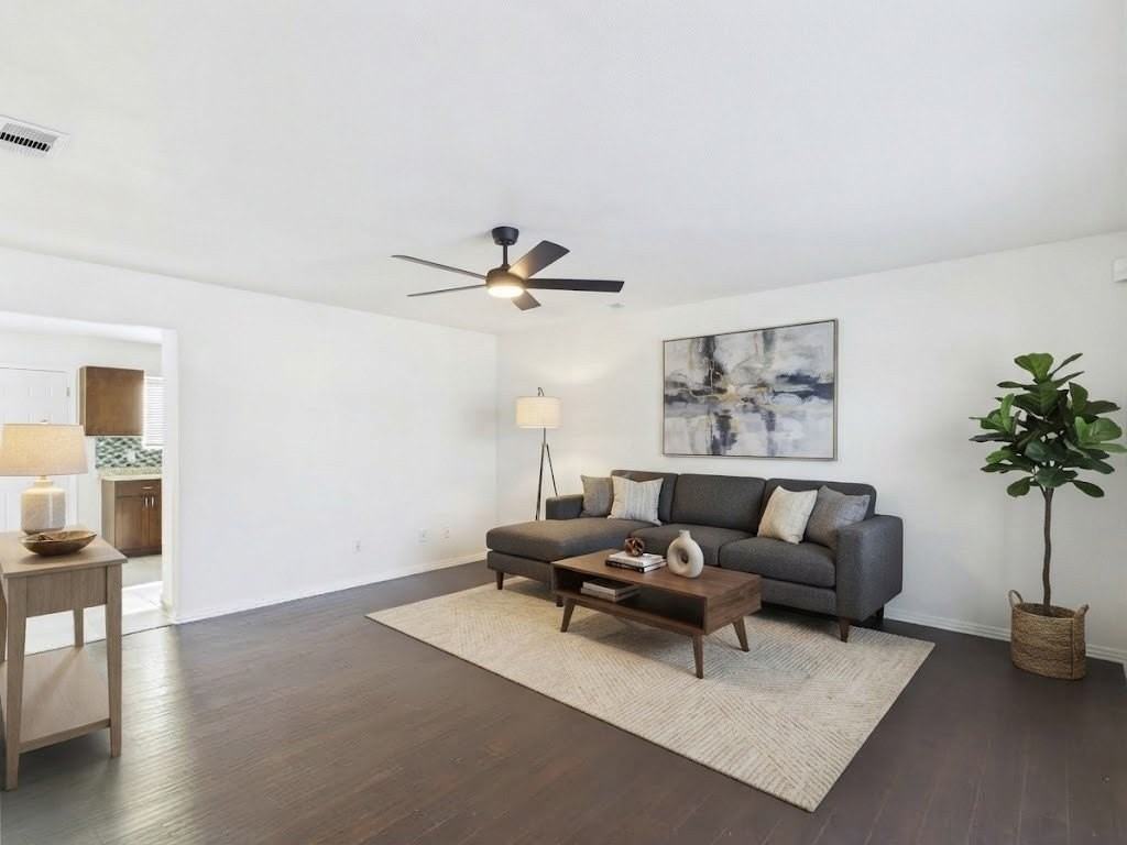 7217 Autumn Glen Dr - Photo 4 of 28