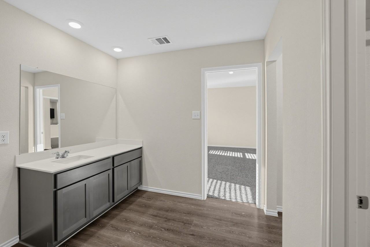 116 Sir Barton Ln - Photo 6 of 20