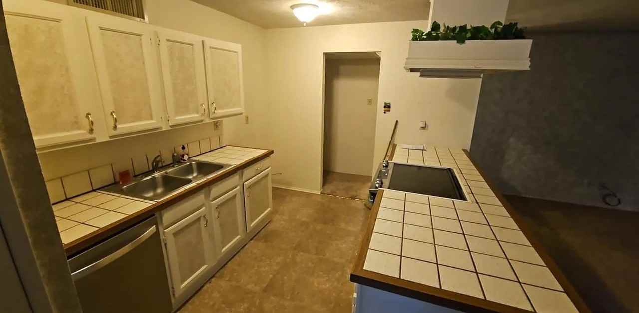 7205 Chatham Rd - Photo 3 of 12