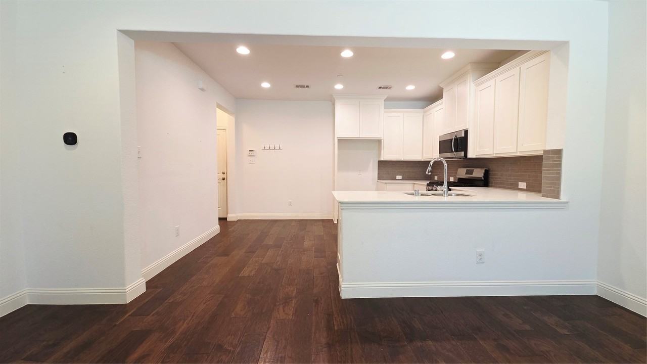 6209 Davison Way - Photo 5 of 19