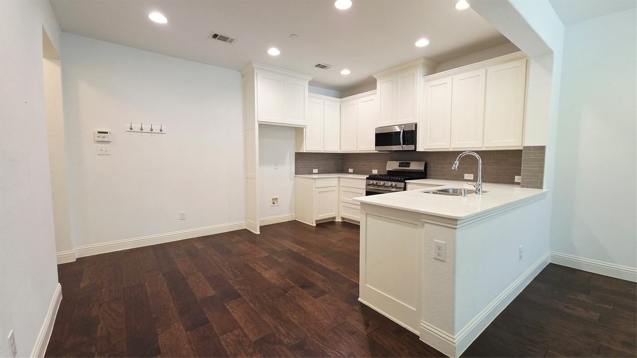 6209 Davison Way - Photo 6 of 19