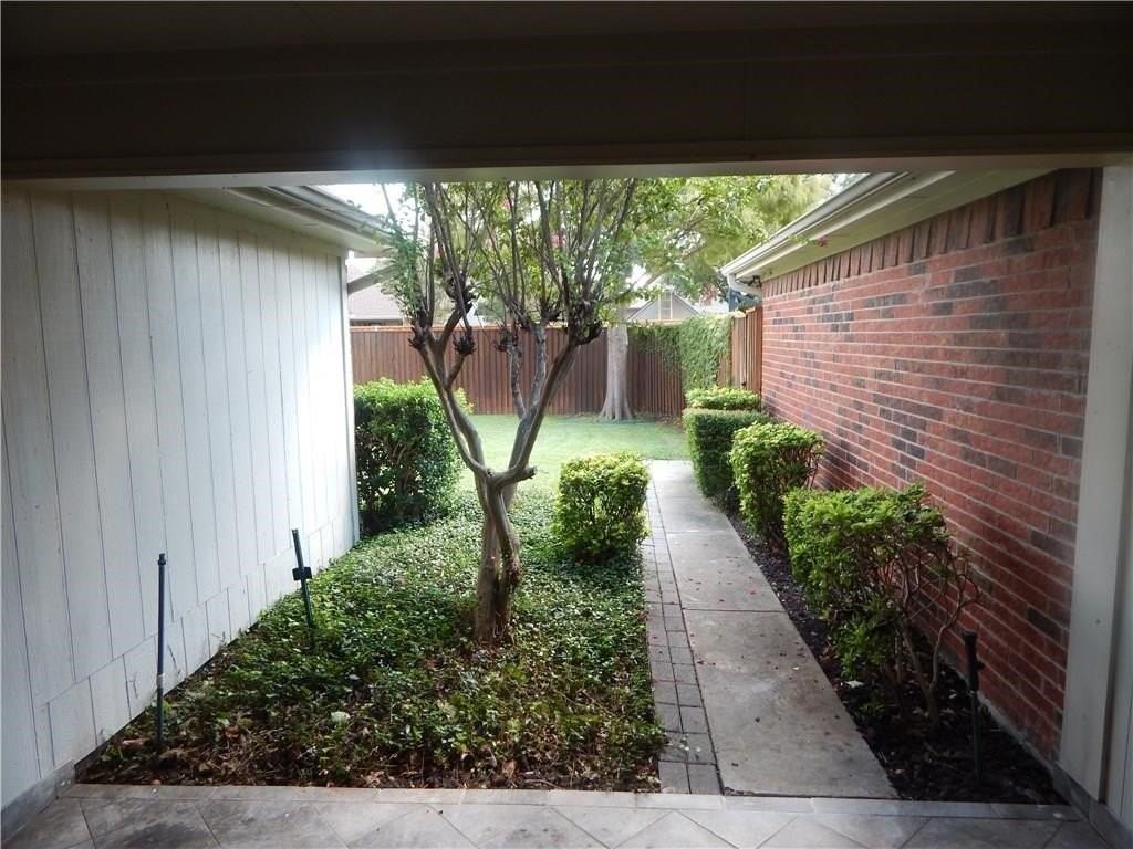 4208 Meadowdale Dr - Photo 4 of 30