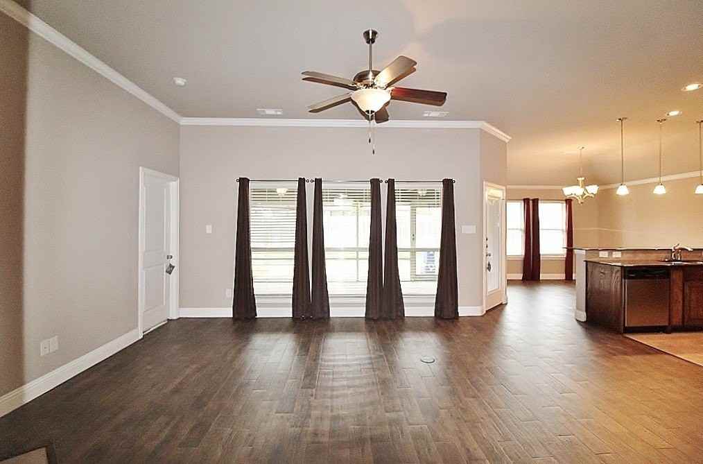 119 Liberty Way - Photo 4 of 21