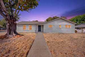 featured image of 4801 Hollowbrook Rd