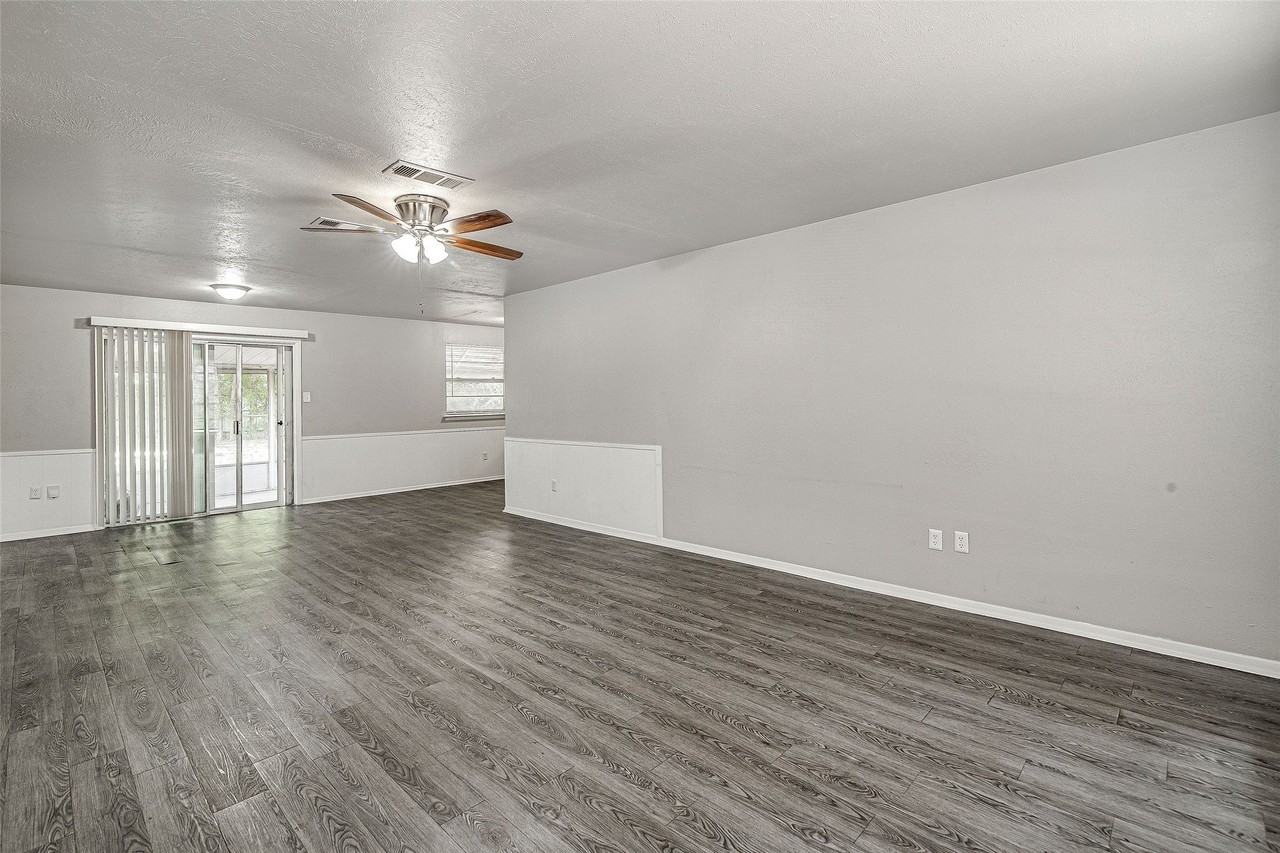 509 Branch Cir W - Photo 4 of 25