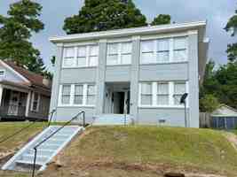 featured image of 2412 Pinehurst Blvd #3