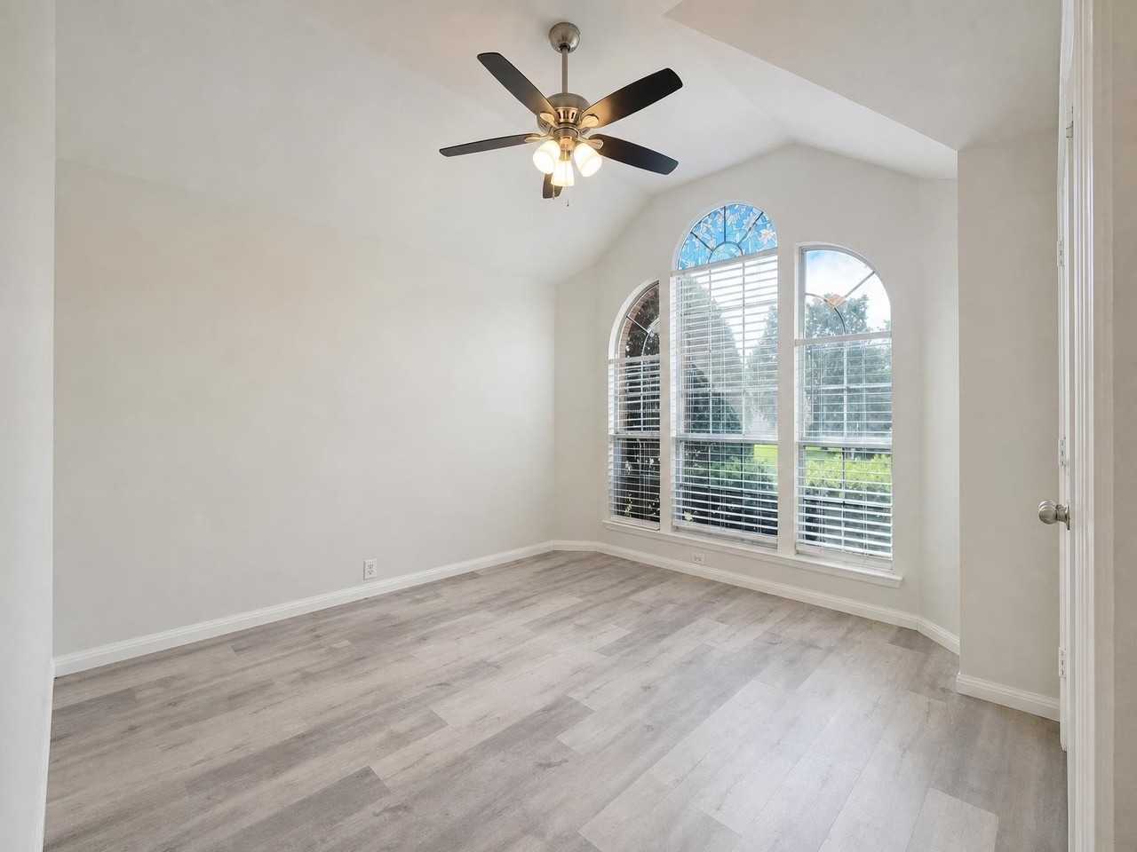4525 Dragonfly Way - Photo 3 of 16