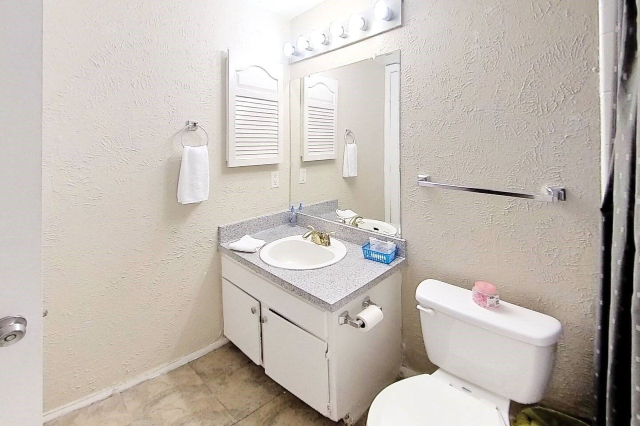 4040 Brown St #8 - Photo 6 of 6