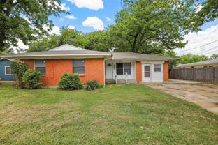 711 N Carroll Blvd - Photo 1 of 1