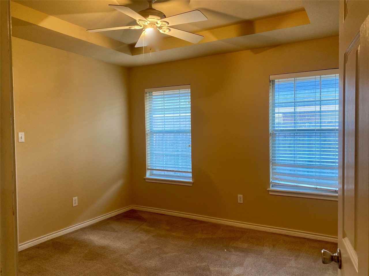 2401 Independence Blvd - Photo 7 of 14
