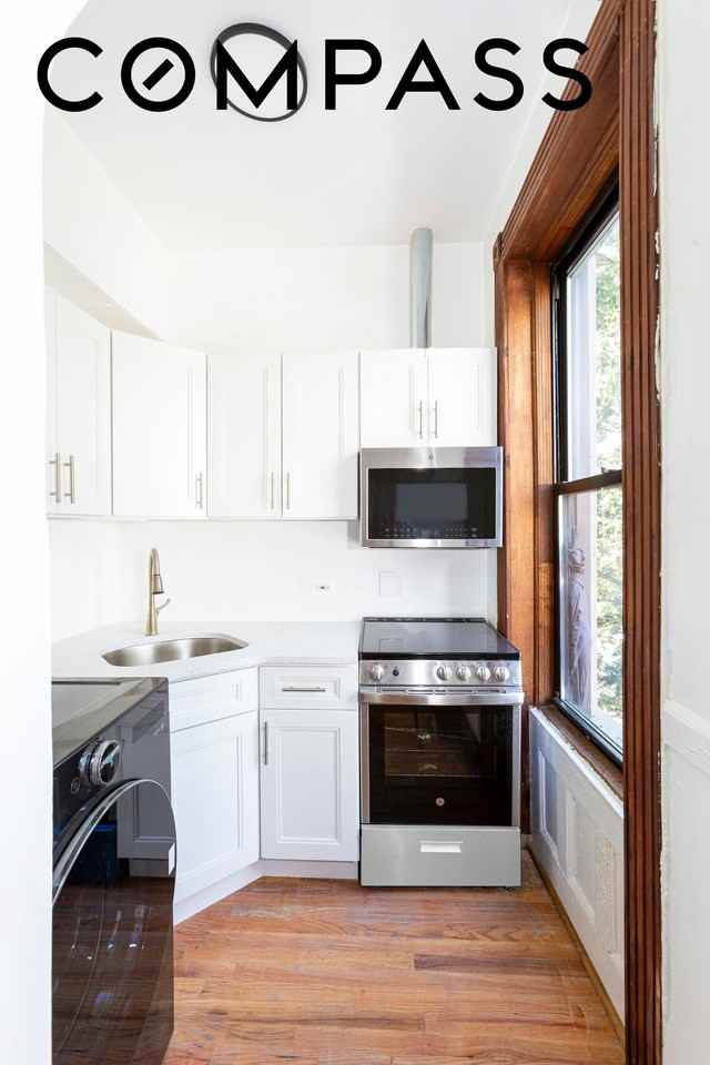 1030 Greene Ave #1 - Photo 2 of 5