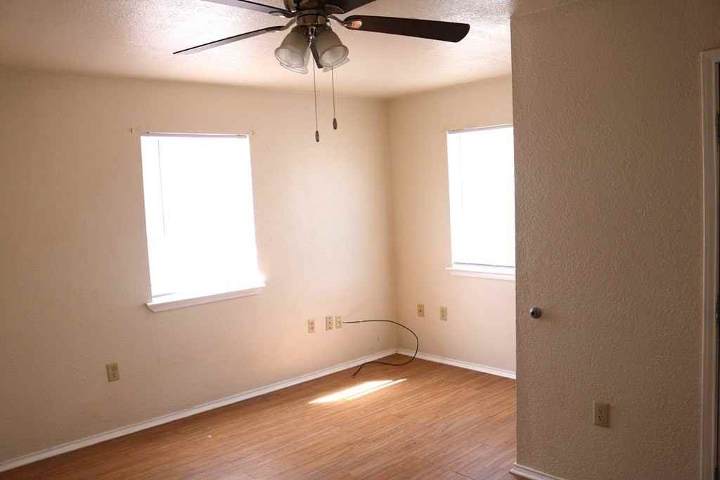 1100 W Stockton St - Photo 6 of 14
