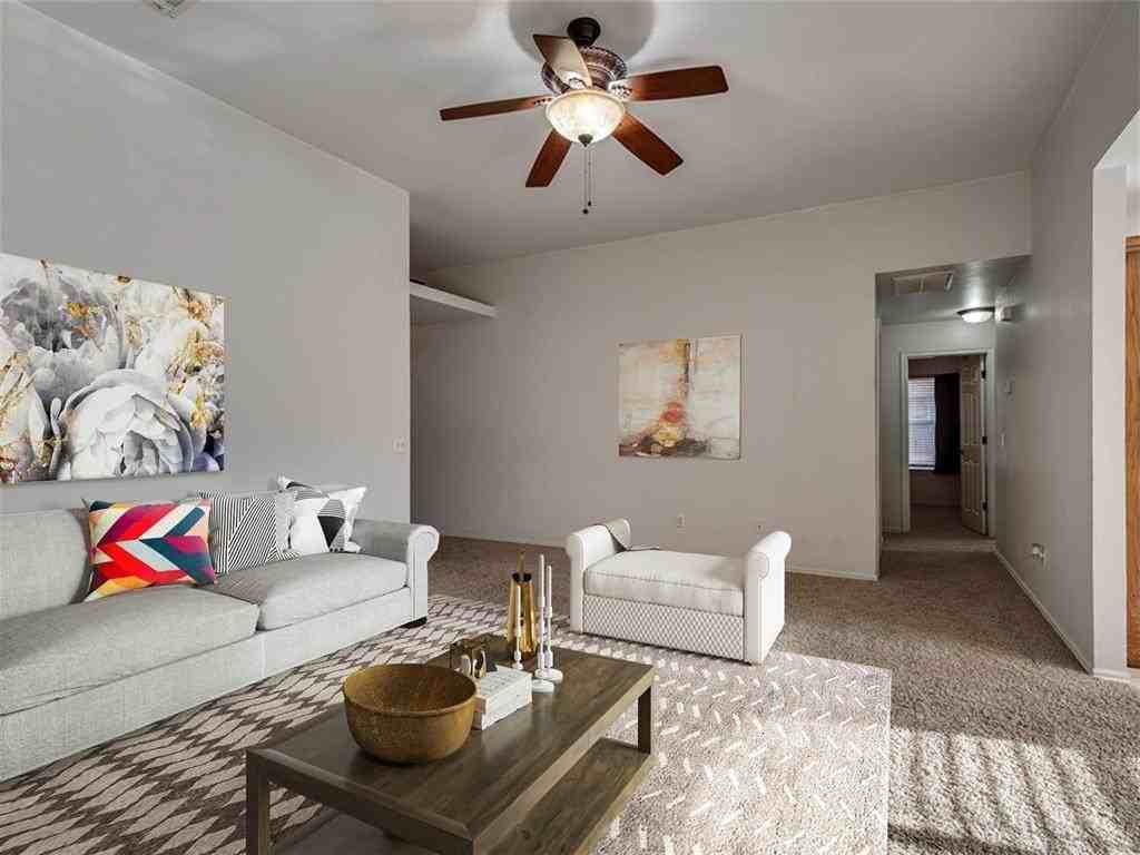 12276 Sw 10th St - Photo 6 of 35
