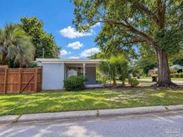 featured image of 1701 W Romana St