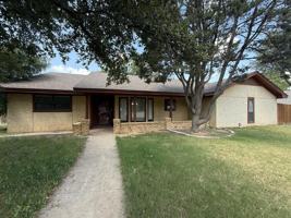 featured image of 4107 Angelina Dr