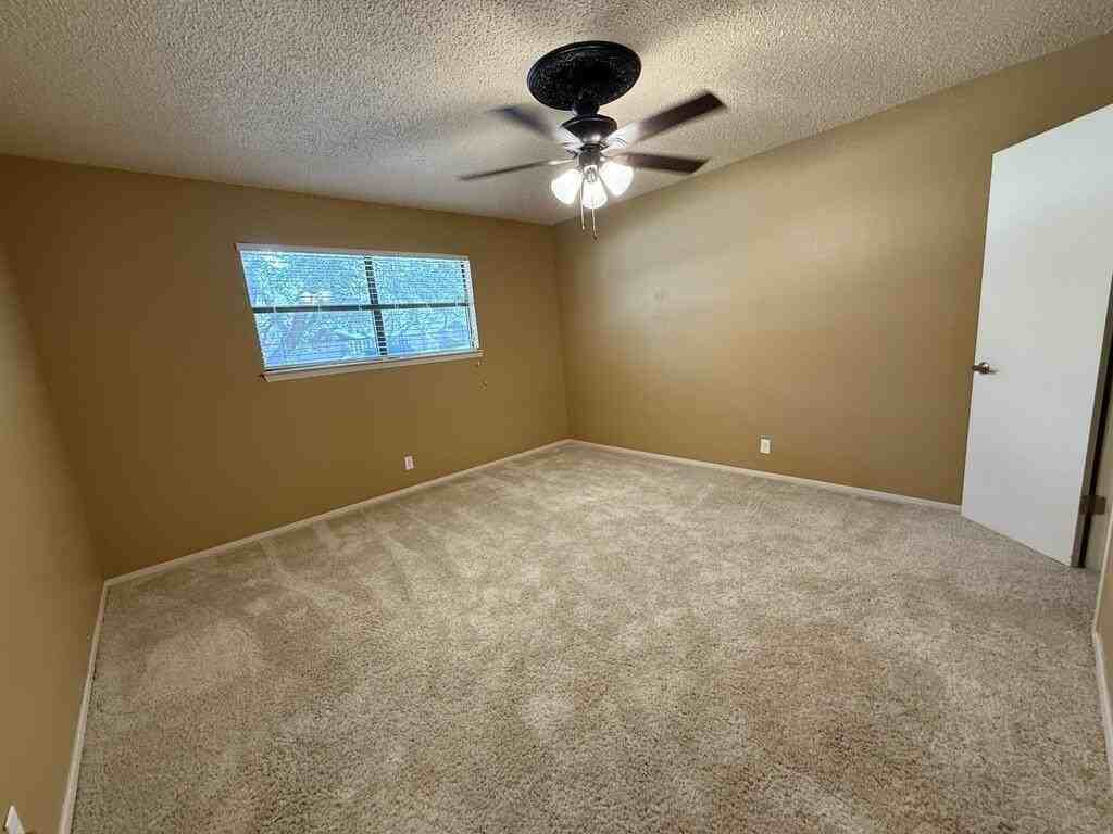 4107 Angelina Dr - Photo 6 of 7