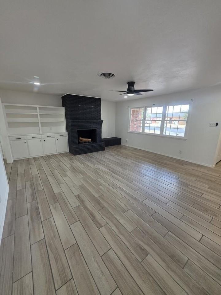 4307 Harvard Ave - Photo 4 of 26