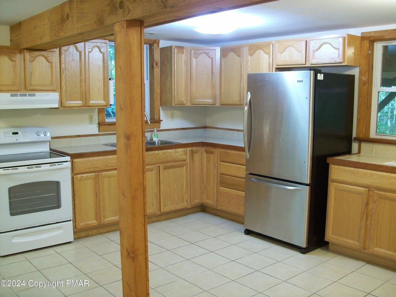 5239 Goldenrod Ave - Photo 4 of 20
