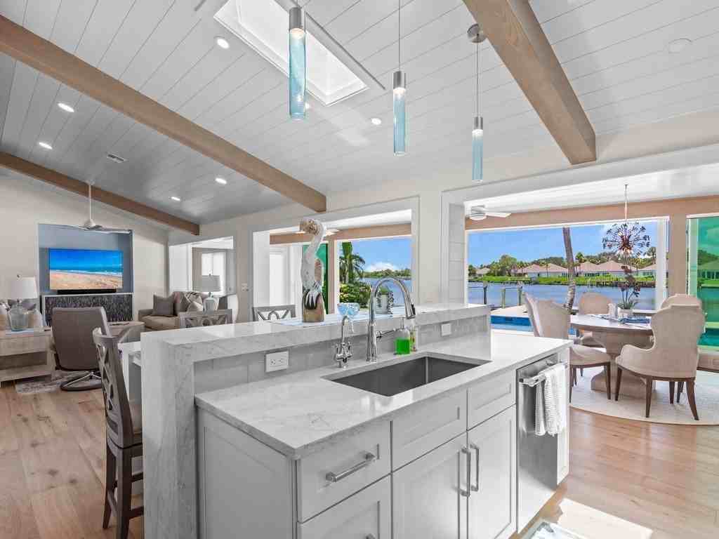 1920 Cutlass Cove Dr - Photo 6 of 35