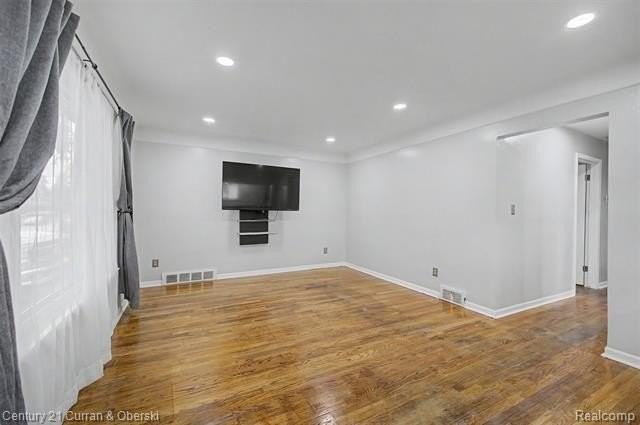 4205 Katherine St - Photo 7 of 36