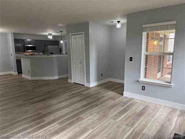 4129 Hampton Ridge Blvd - Photo 5 of 30