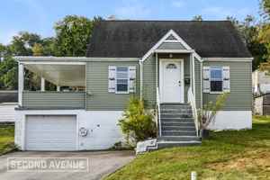 featured image of 9922 Mcclellan St
