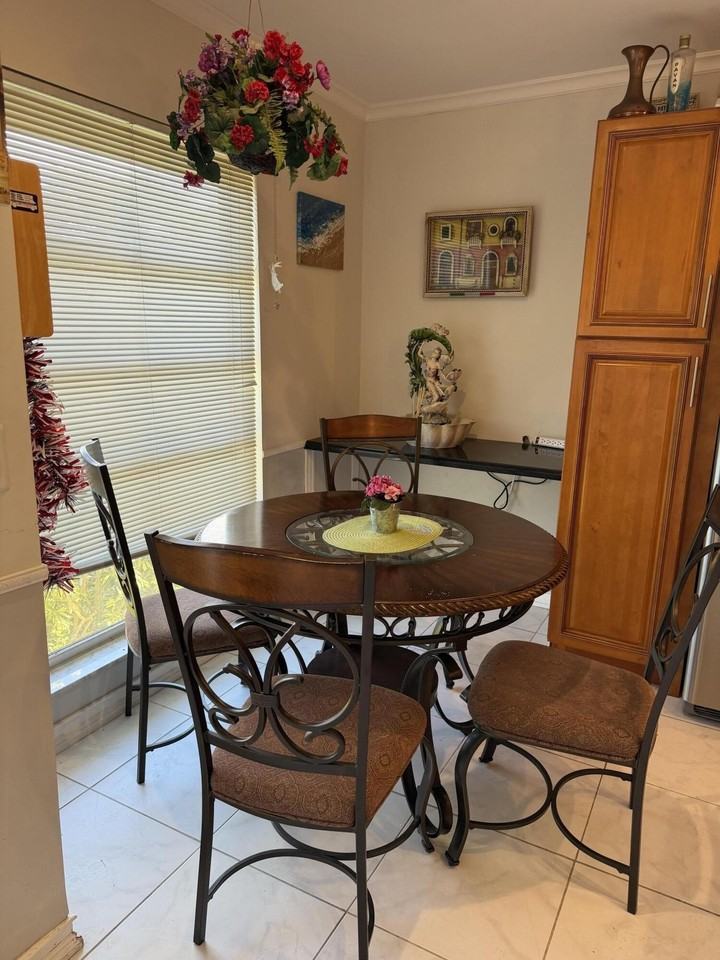 8588 Bella Vista Dr - Photo 2 of 12