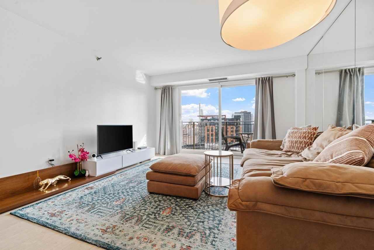 121 Washington Ave S #1208 - Photo 3 of 17