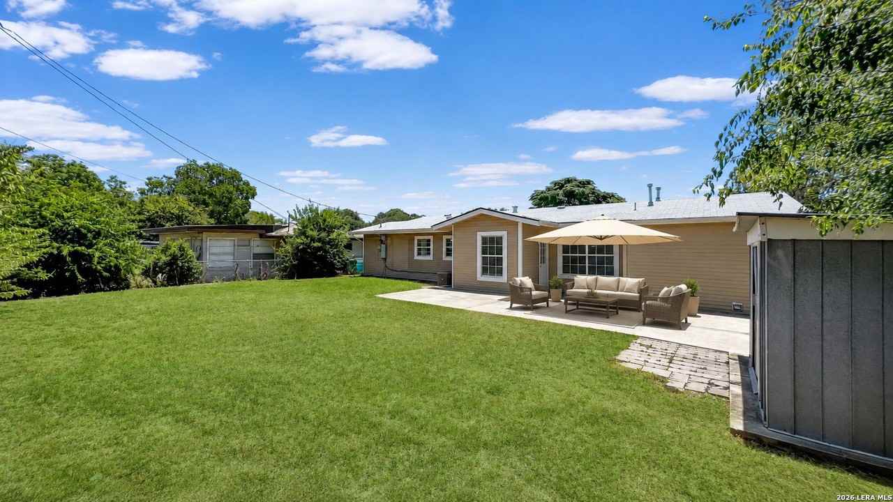 151 Sabyan Dr - Photo 7 of 41