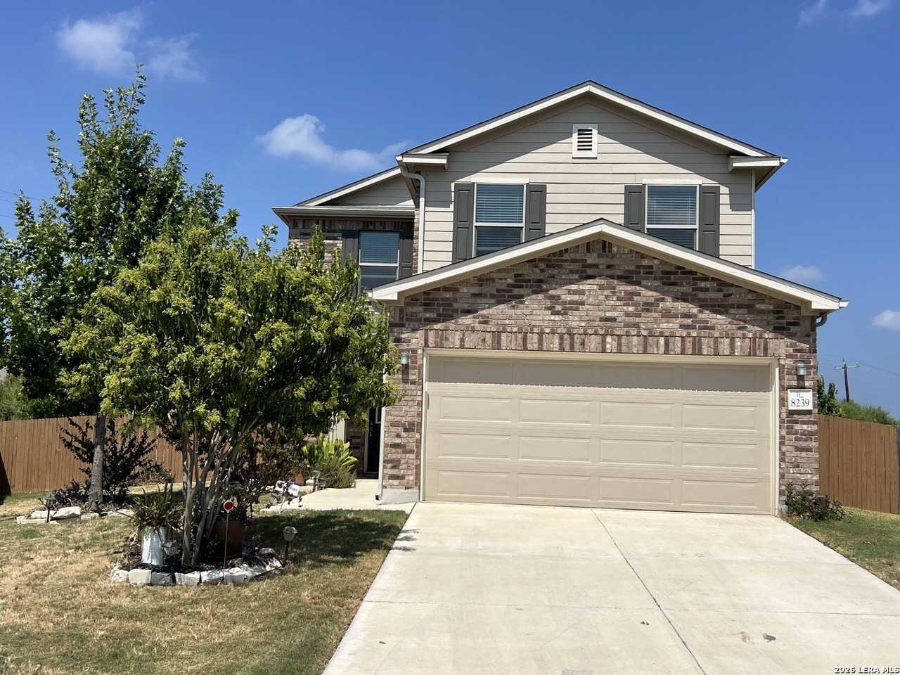 8239 Velasquez - Photo 2 of 48