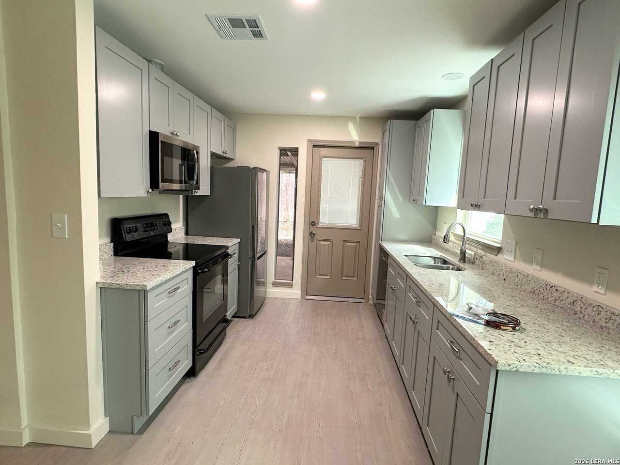 6731 Carters Blf - Photo 6 of 15