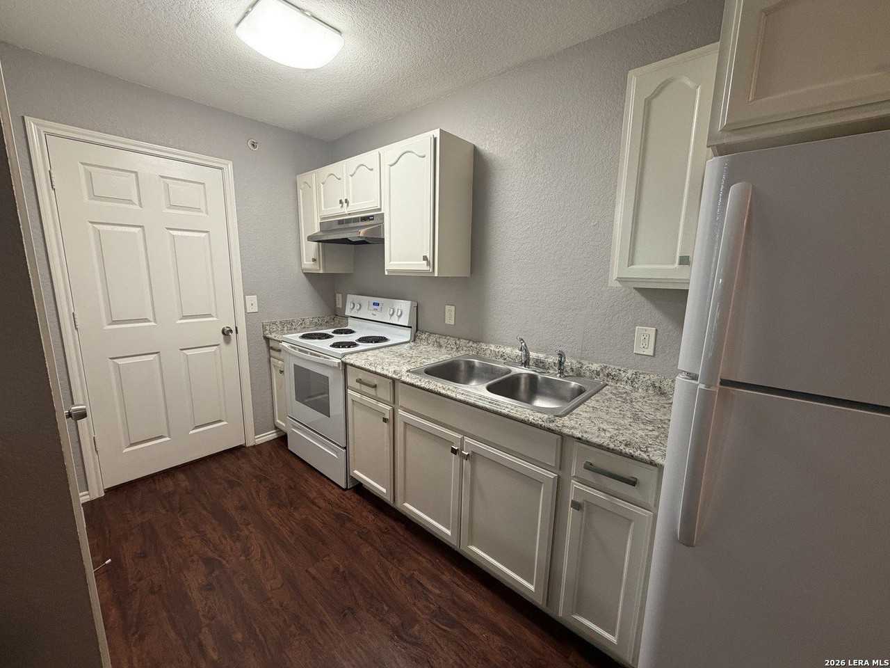 11106 Bel Air Dr #202 - Photo 2 of 11