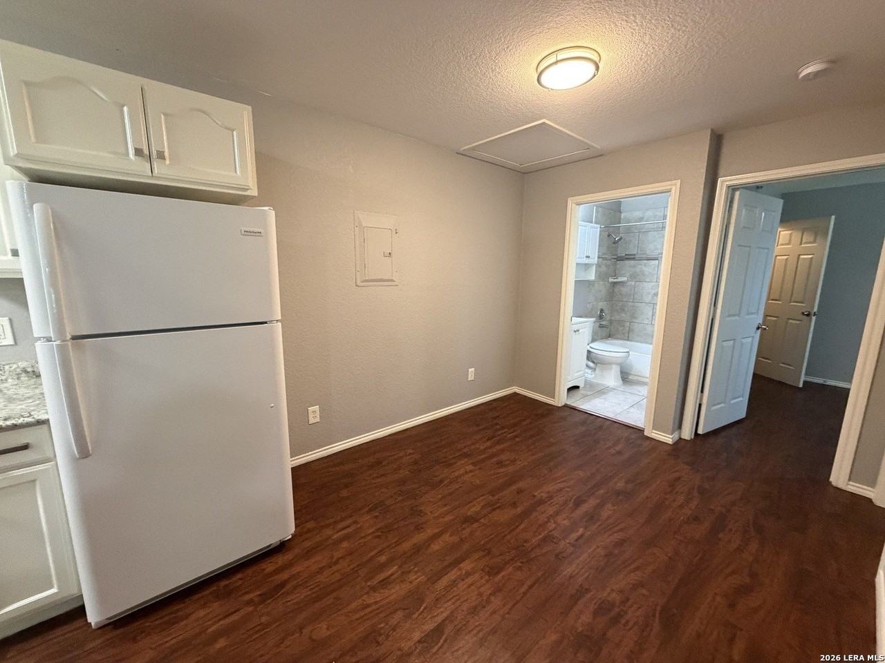 11106 Bel Air Dr #202 - Photo 3 of 11