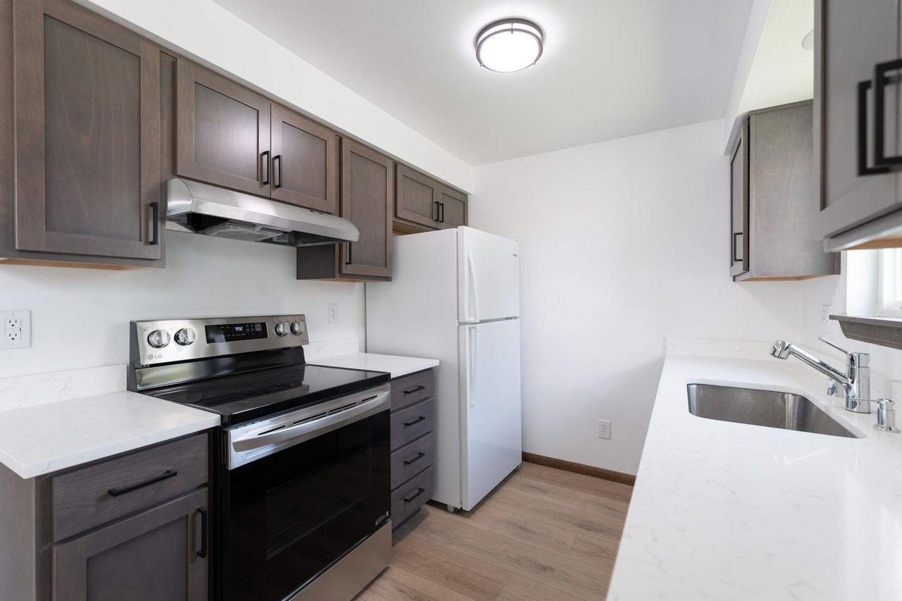 512 E Longfellow Ave #514 - Photo 4 of 17