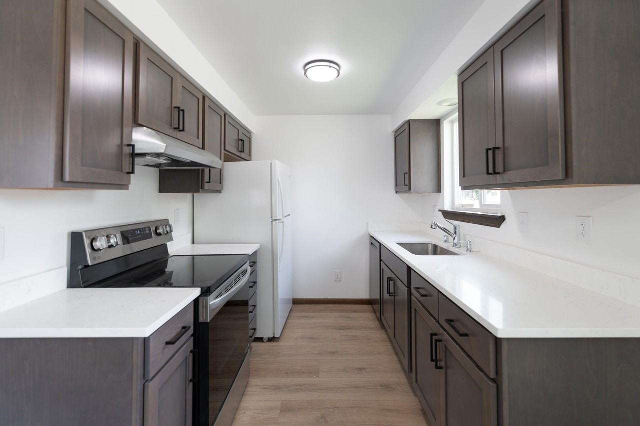 512 E Longfellow Ave #514 - Photo 5 of 17