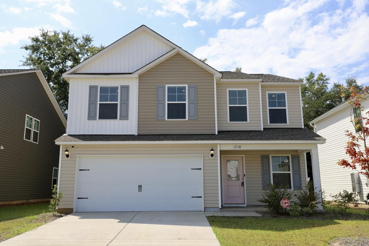 1718 Canopy Dr - Photo 4 of 50