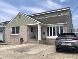 featured image of 217 N Dudley Ave