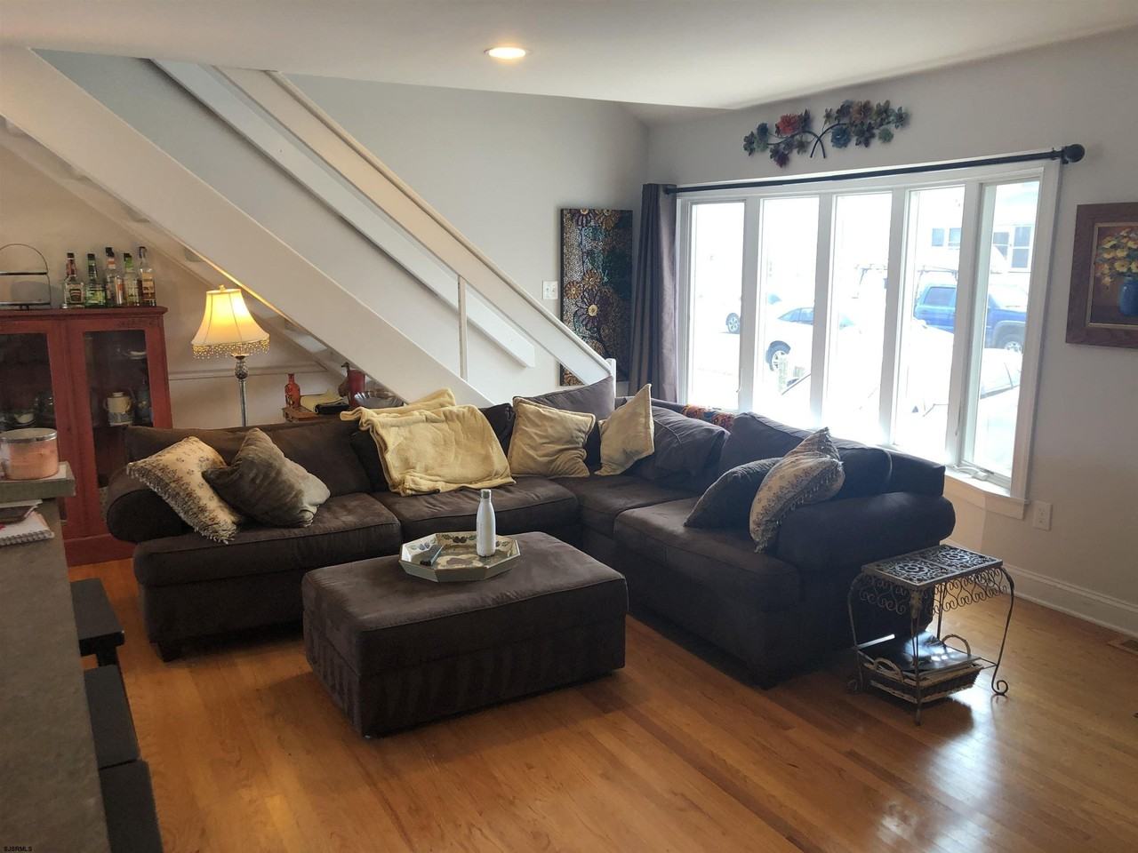 217 N Dudley Ave - Photo 7 of 27