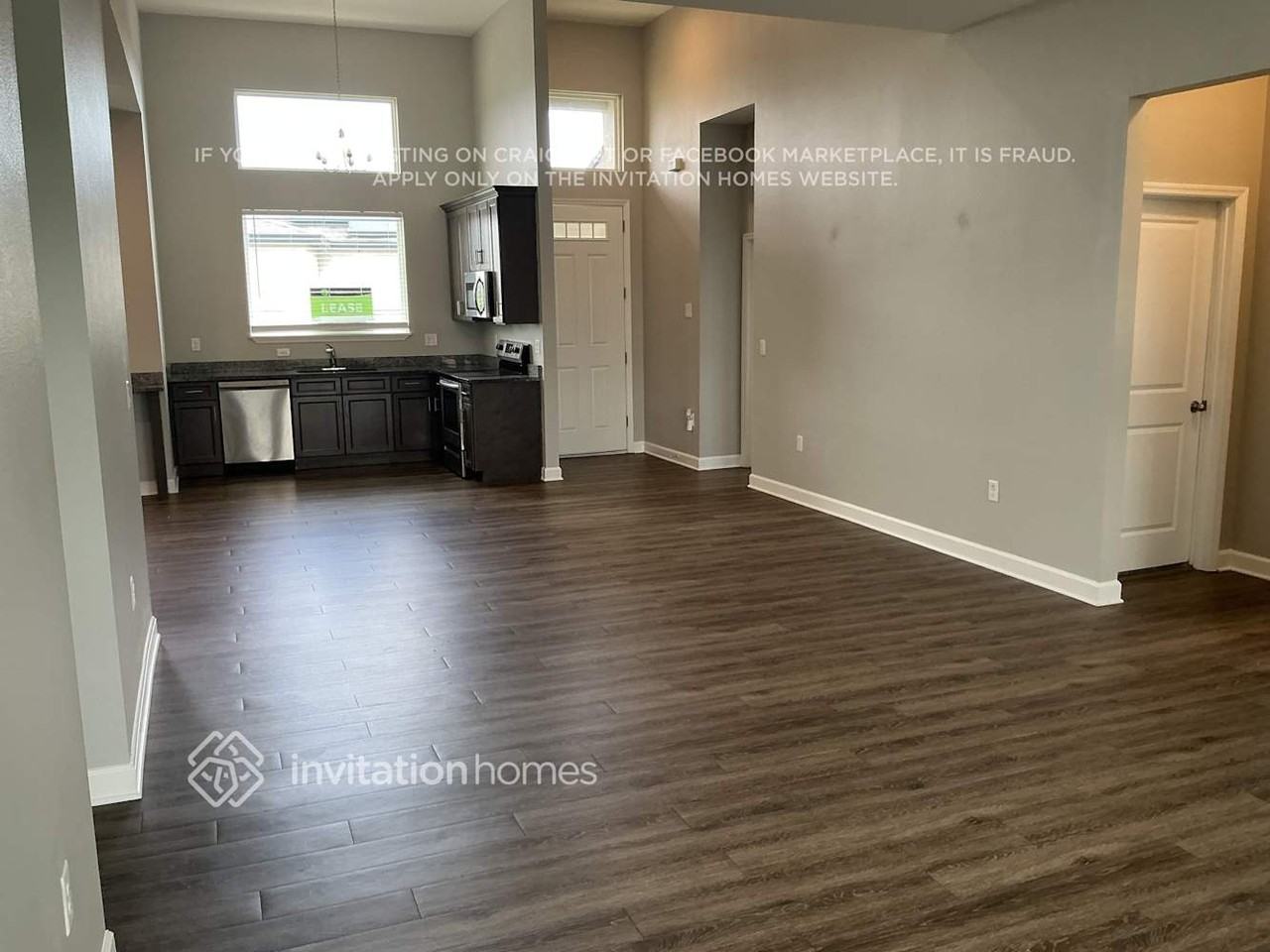 1951 Michigan Dr - Photo 4 of 15