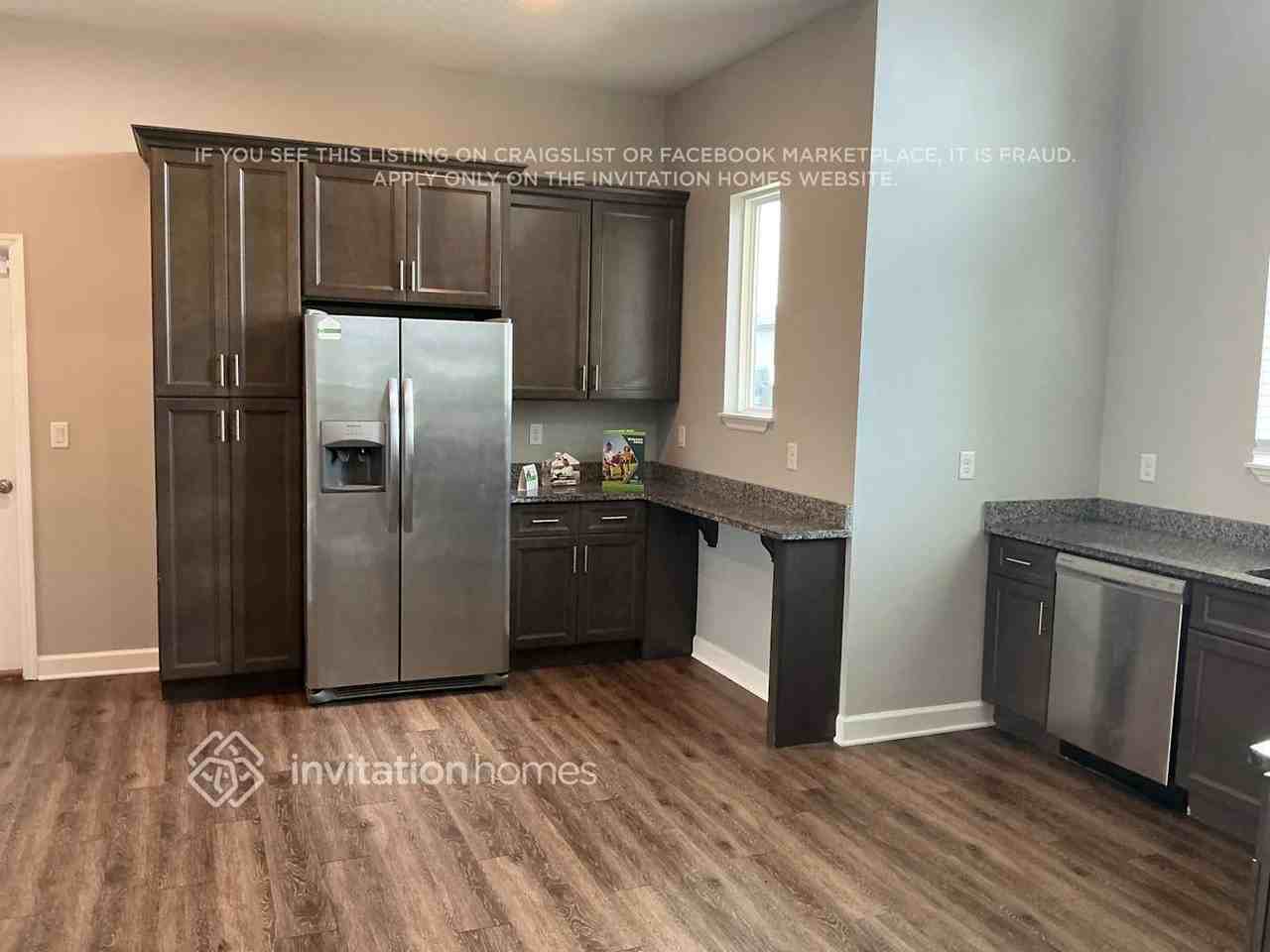 1951 Michigan Dr - Photo 6 of 15