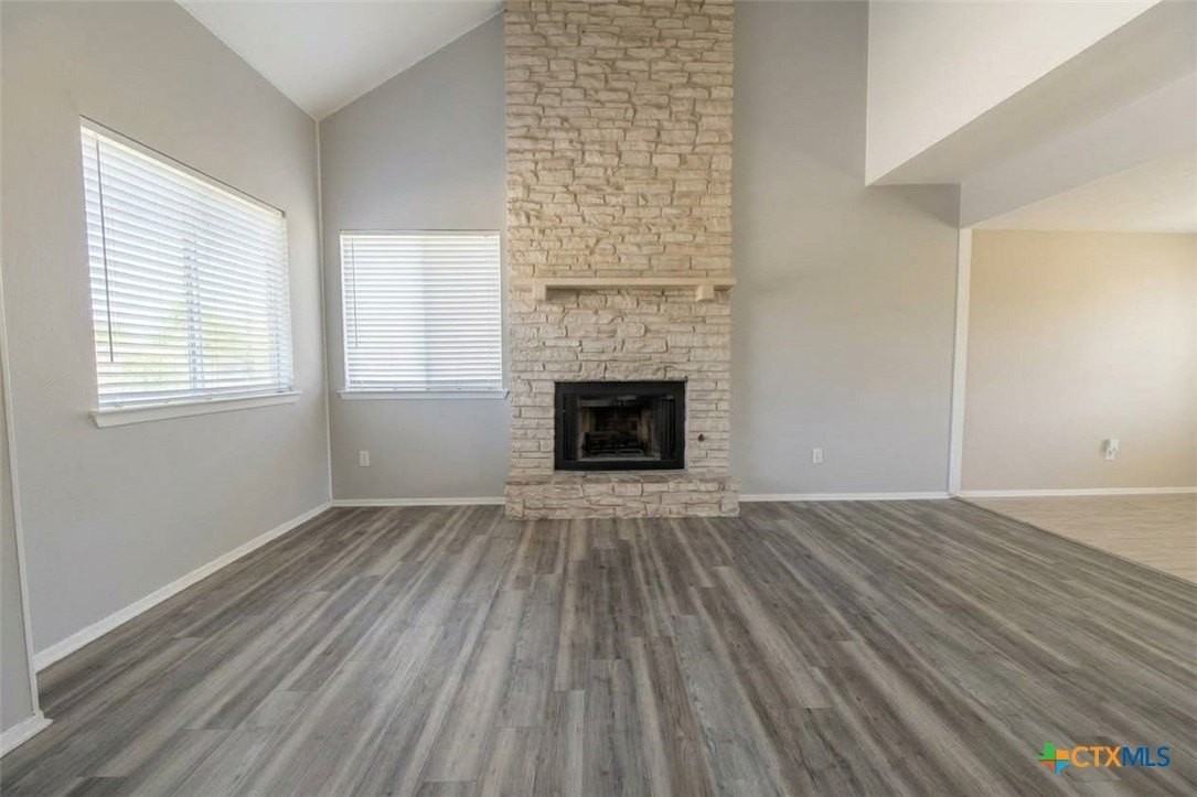 1225 Westway Cir - Photo 2 of 11